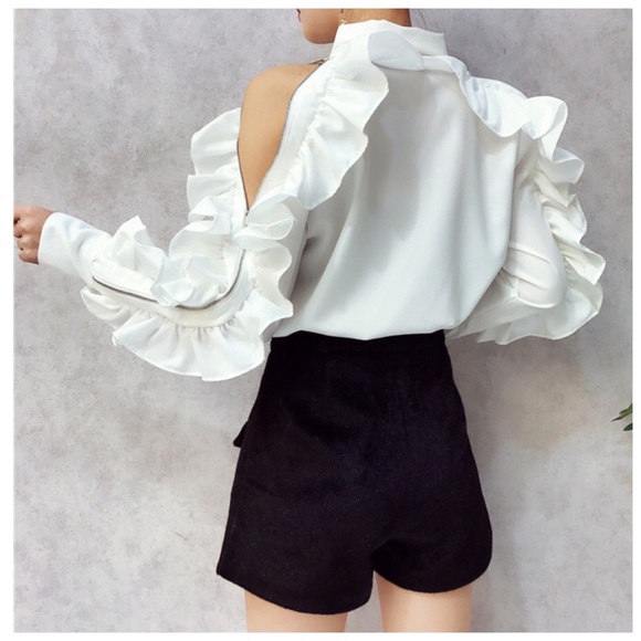 Eggshell White Zip Ruffle Sleeve Top - Picture 3 of 8